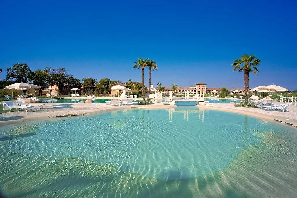 דירה פוזולנגו Creative Design House Golf & Spa איטליה